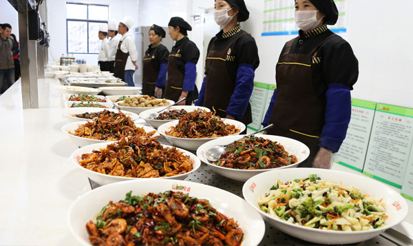 佛山時(shí)時(shí)鮮：淺談蔬菜配送公司怎么做好學(xué)校食堂蔬菜配送？